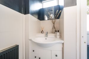 Photo 33- click for photo gallery